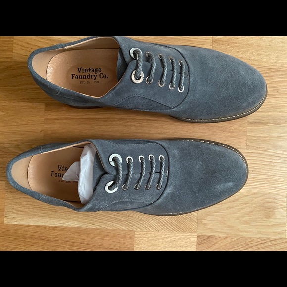 Shoes - Picture 3 of 3